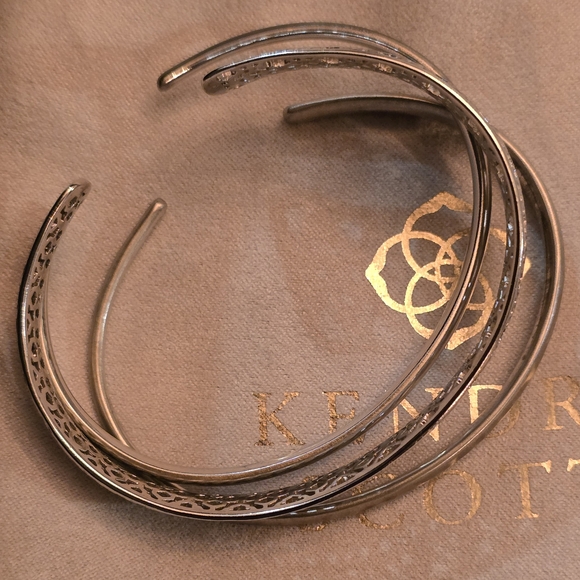 Kendra Scott Silver Tiana Cuff Bracelet Set - Picture 5 of 16